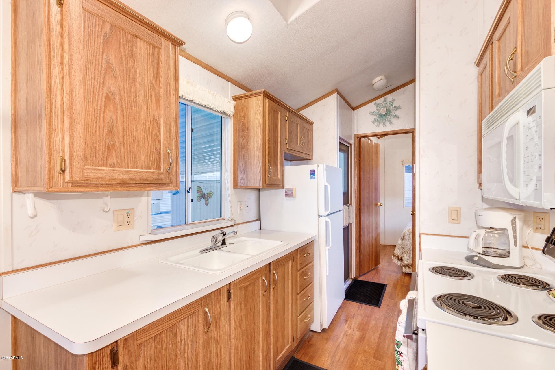 303 North Lindsay Road, Unit R64 Mesa, AZ 85213 - Photo 8 of 20 Lindsay - 303 Unit R64 (10)