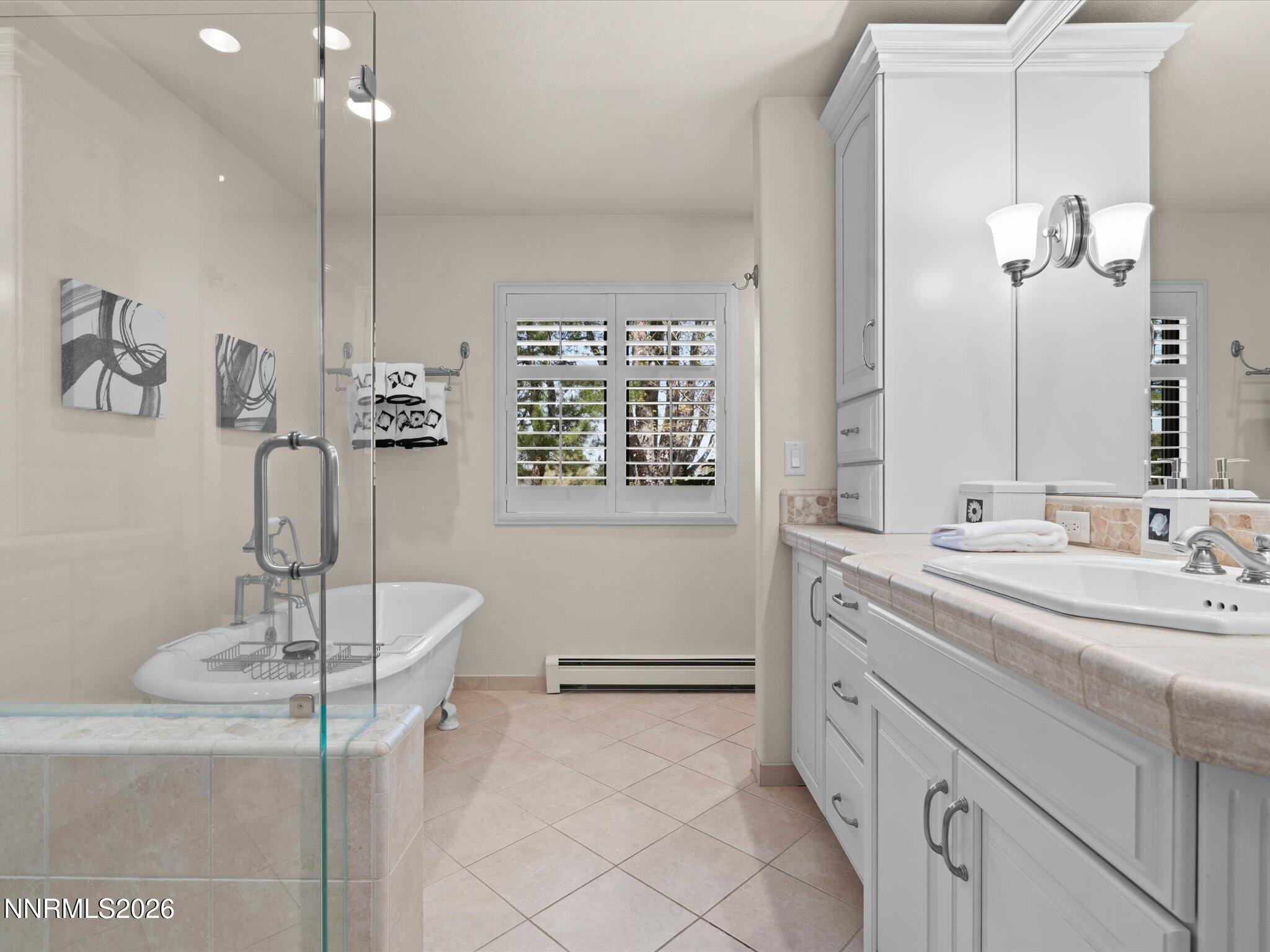 16020 Edmands Drive Reno, NV 89511 - Photo 80 of 126 070-16020 Edmands Dr-154