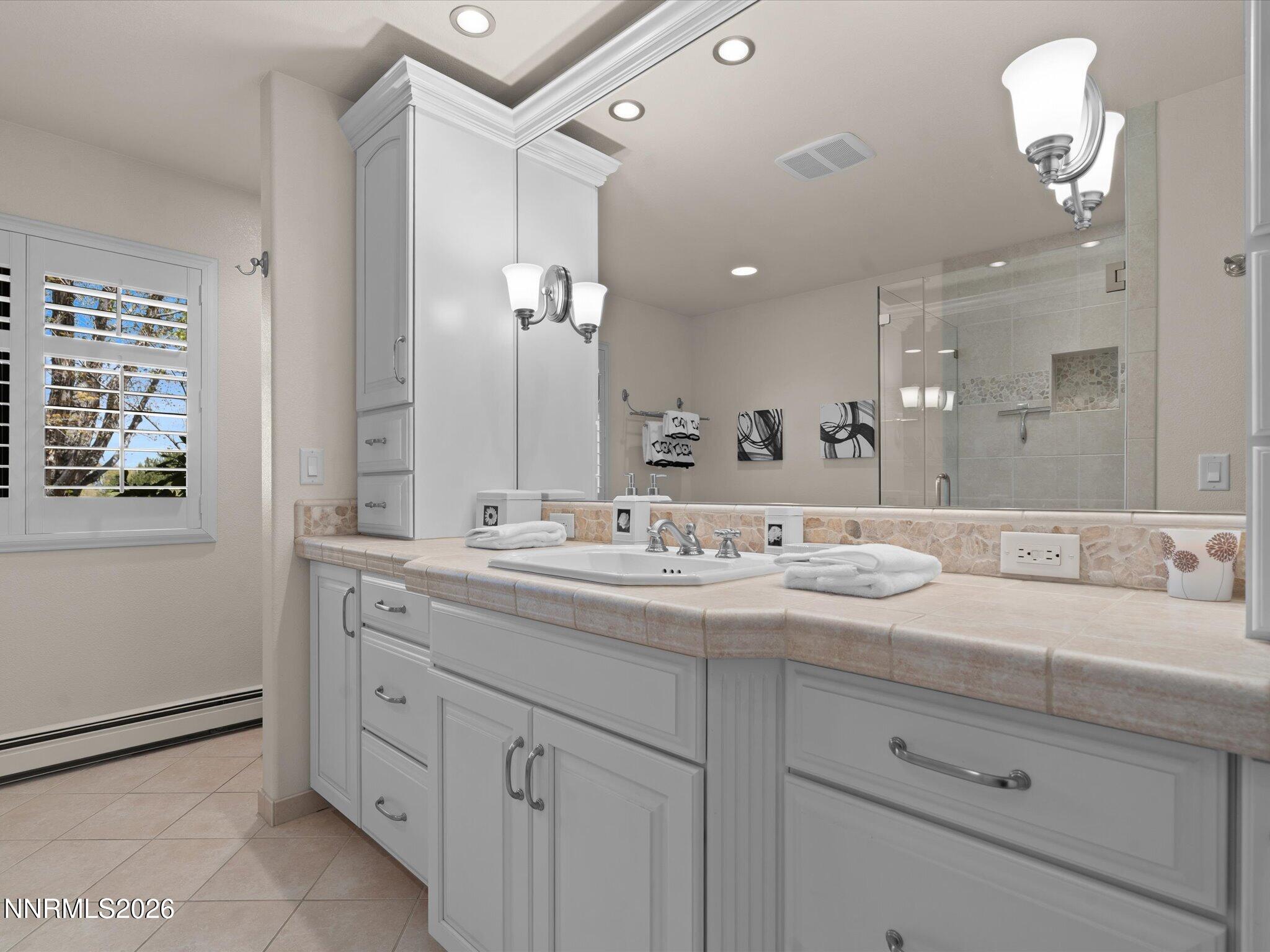 16020 Edmands Drive Reno, NV 89511 - Photo 82 of 126 073-16020 Edmands Dr-155