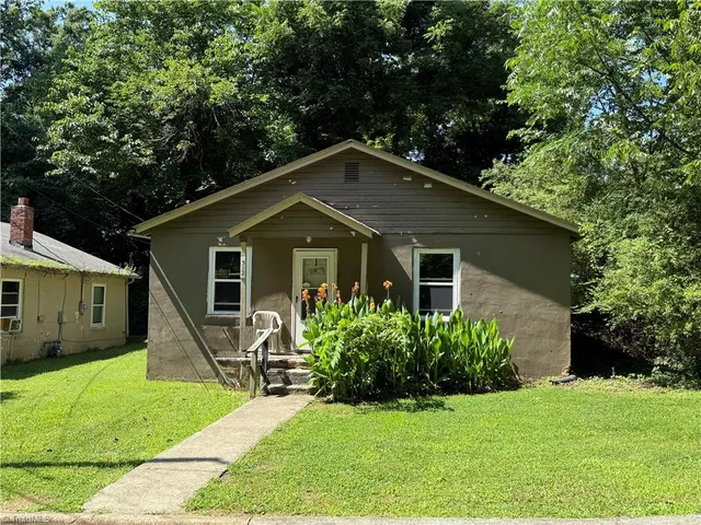 $4,500,000 | 712 Snead Street, Unit A & B, Reidsville, NC 27320