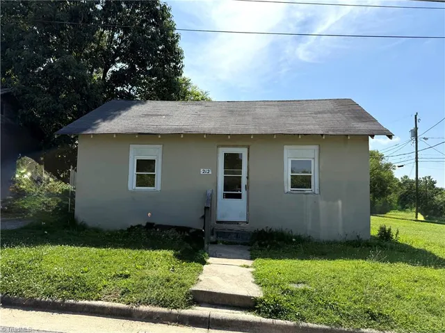 $4,500,000 | 712 Snead Street, Unit A & B, Reidsville, NC 27320