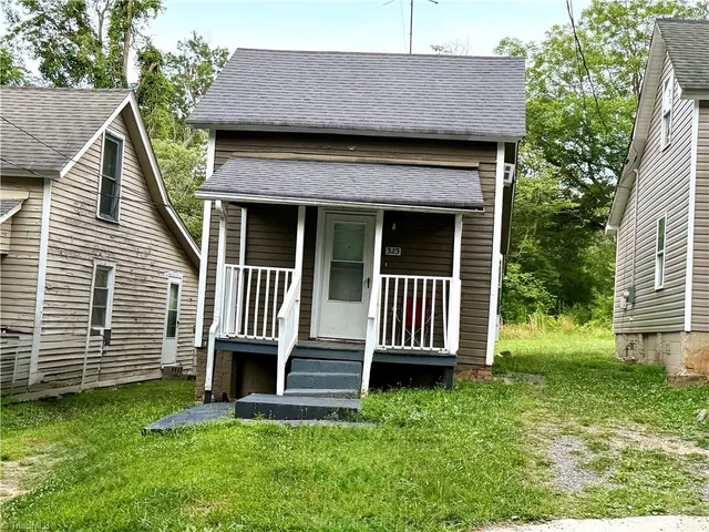 $4,500,000 | 712 Snead Street, Unit A & B, Reidsville, NC 27320