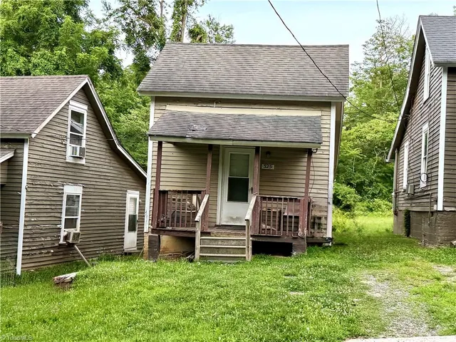 $4,500,000 | 712 Snead Street, Unit A & B, Reidsville, NC 27320