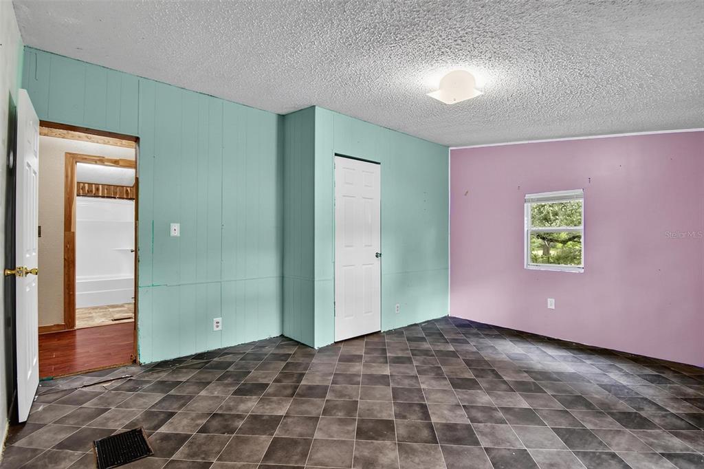 156 Kingfish Road Pomona Park, FL 32181 - Photo 38 of 55 a view of an empty room