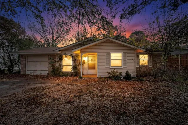 $160,000 | 1214 Glenn Drive, Euless, TX 76039