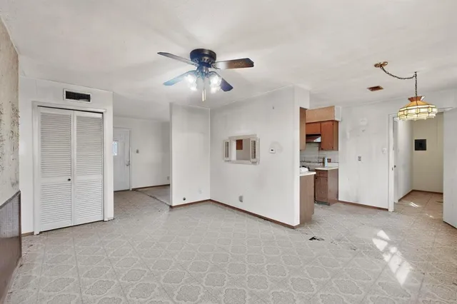 $160,000 | 1214 Glenn Drive, Euless, TX 76039