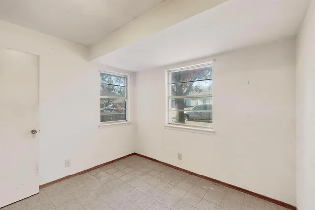 $160,000 | 1214 Glenn Drive, Euless, TX 76039