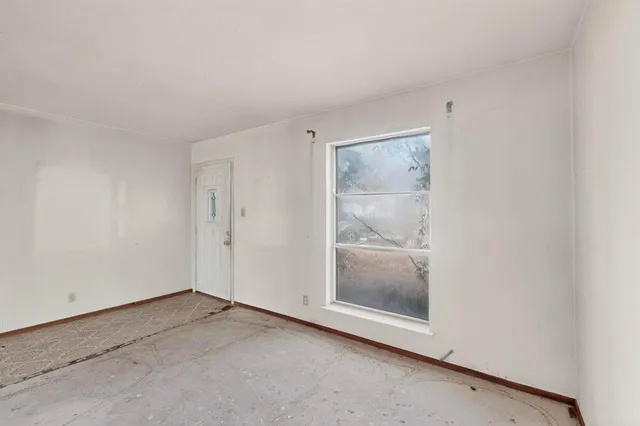 $160,000 | 1214 Glenn Drive, Euless, TX 76039