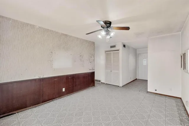 $160,000 | 1214 Glenn Drive, Euless, TX 76039