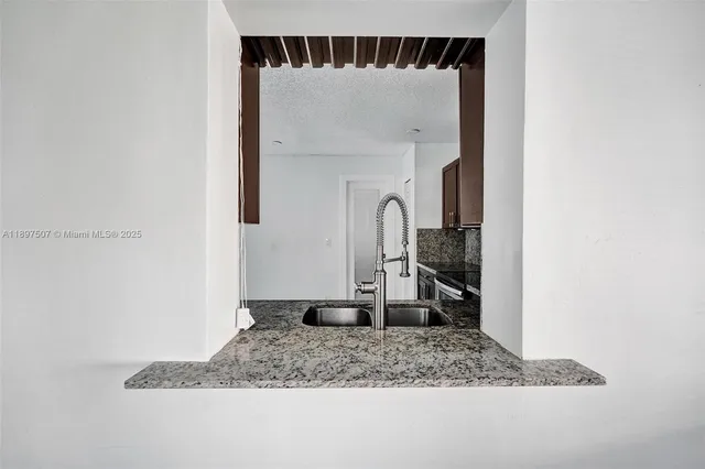 $4,000 | 8105 Southwest 19th Street, North Lauderdale, FL 33068