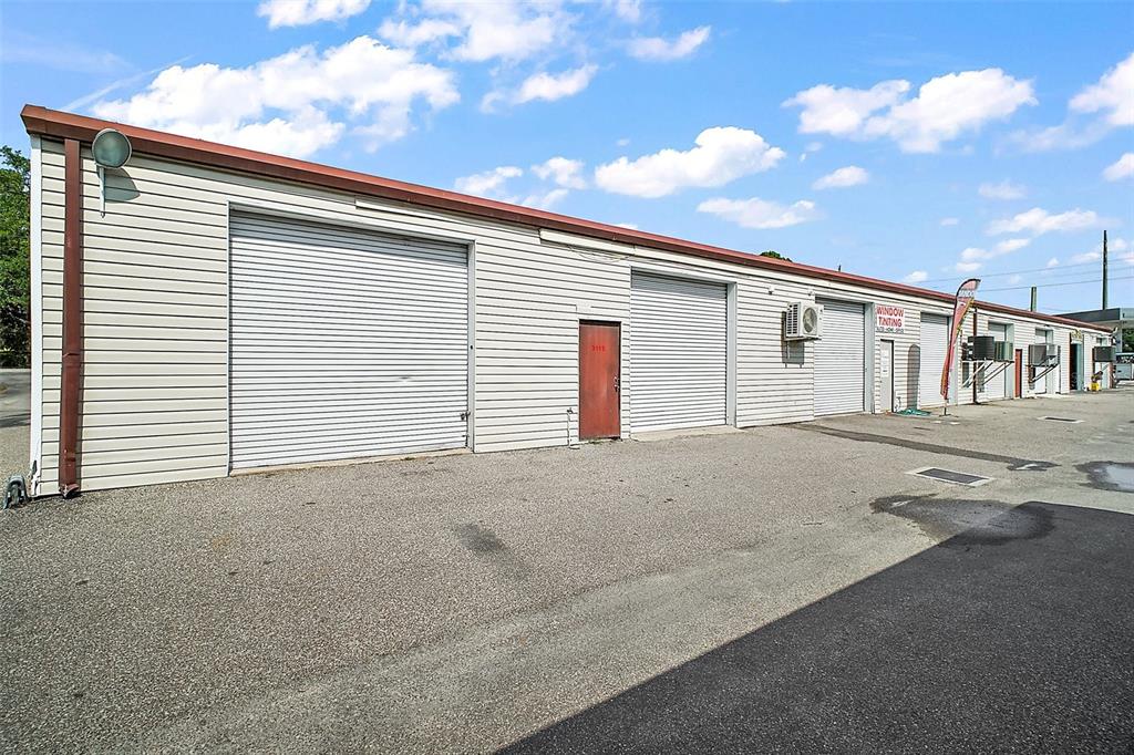 3101 Kurt Street Eustis, FL 32726 - Photo 8 of 43 a view of garage and yard