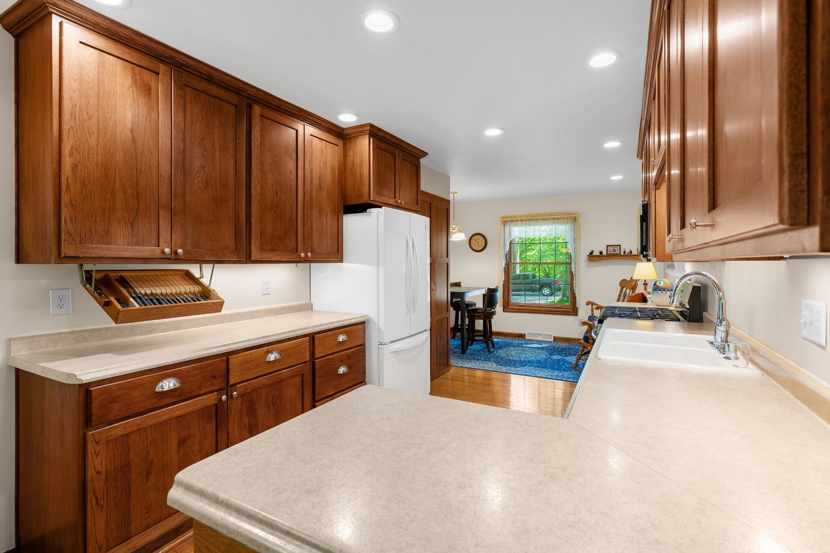 250 Traders Point Green Bay, WI 54302 - Photo 14 of 56