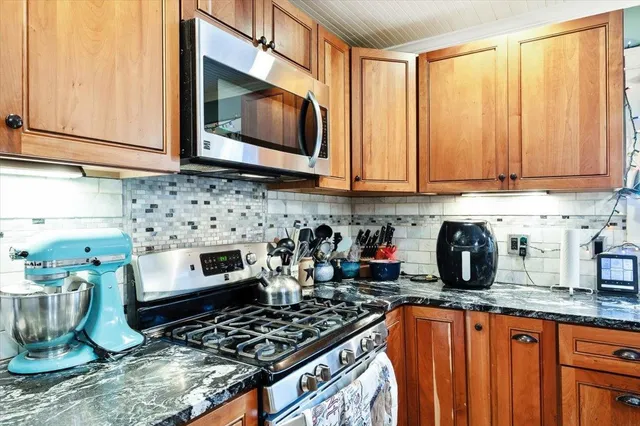 $369,900 | 43 North Elm Street, St. Albans, VT 05478