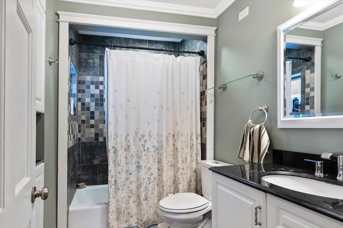 43 North Elm Street St. Albans, VT 05478 - Photo 20 of 39