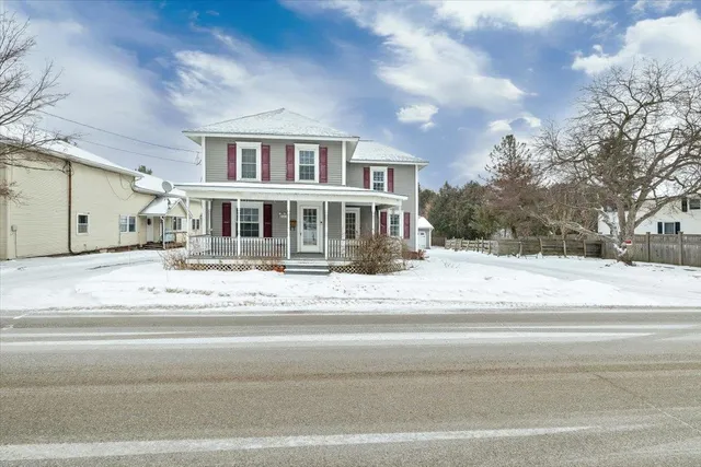 $369,900 | 43 North Elm Street, St. Albans, VT 05478