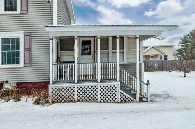 $369,900 | 43 North Elm Street, St. Albans, VT 05478