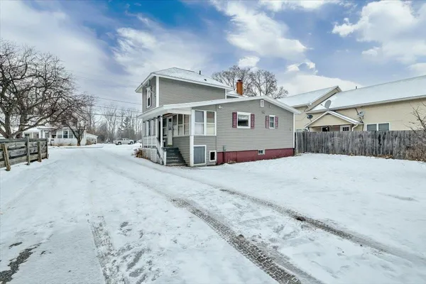 $369,900 | 43 North Elm Street, St. Albans, VT 05478