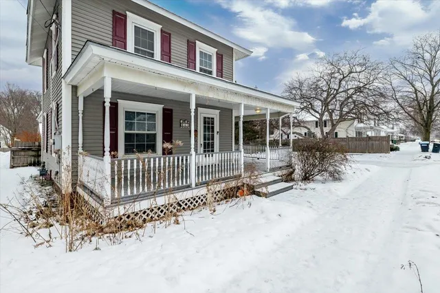 $369,900 | 43 North Elm Street, St. Albans, VT 05478
