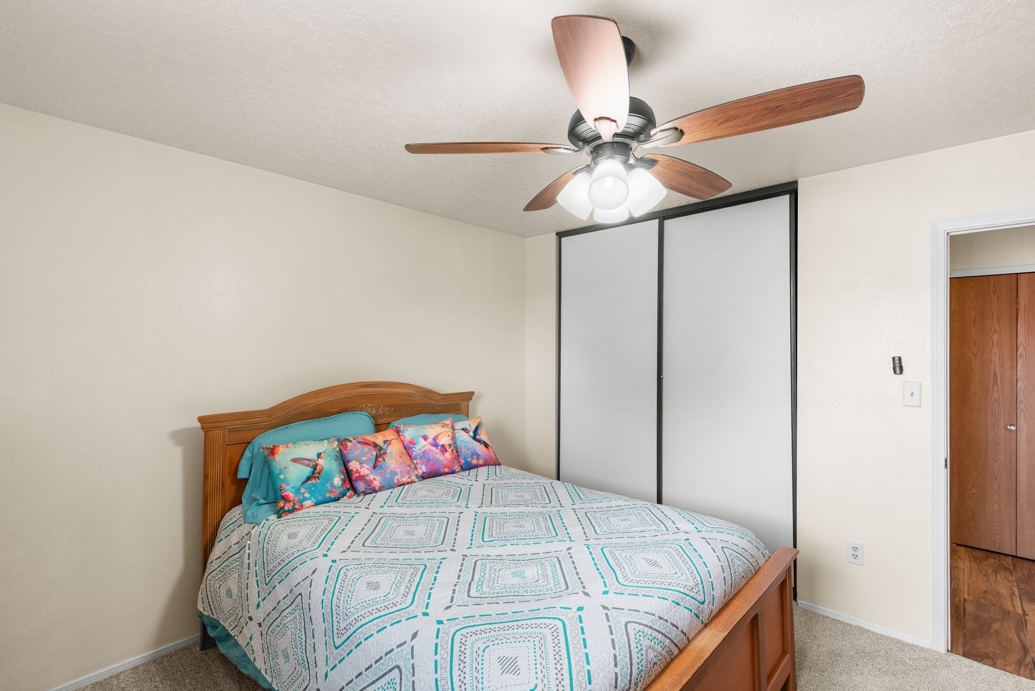 6407 Crow Road Northeast Rio Rancho, NM 87144 - Photo 13 of 27 Gallery Image 13