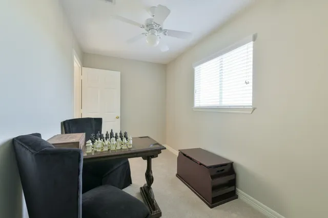 $950,000 | 309 Harbor Circle, Montgomery, TX 77356