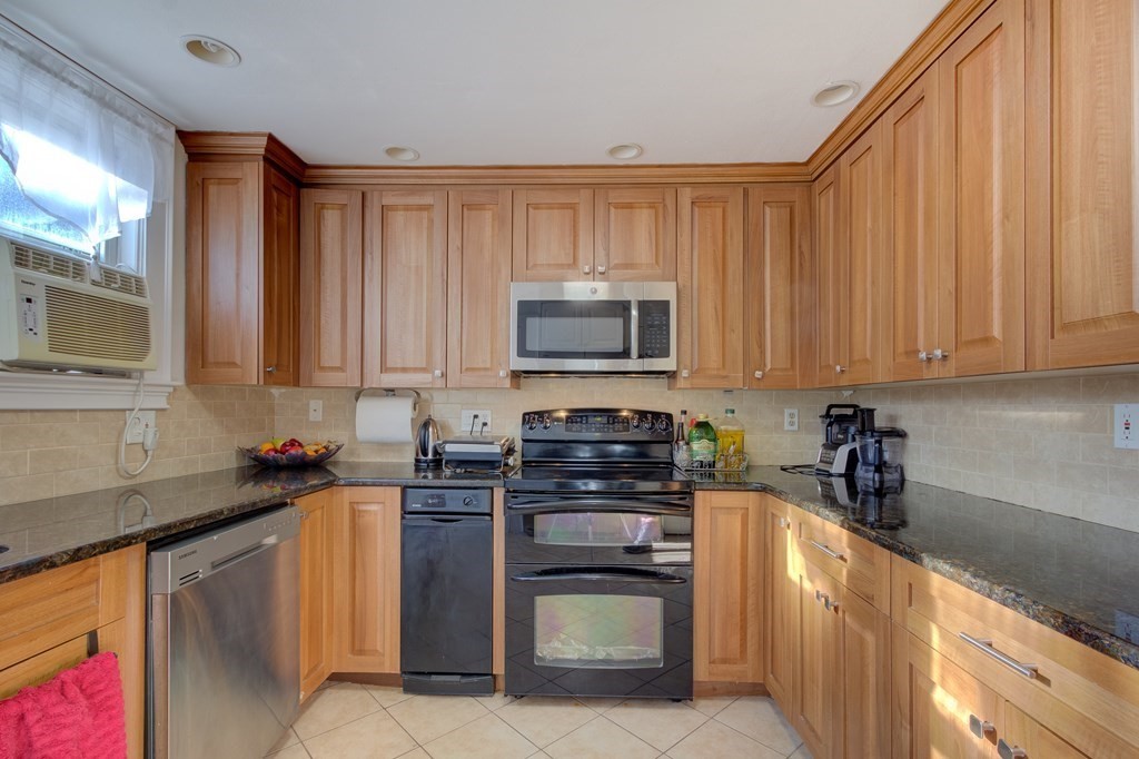 31 Roosevelt Road Newton, MA 02459 - Photo 2 of 39