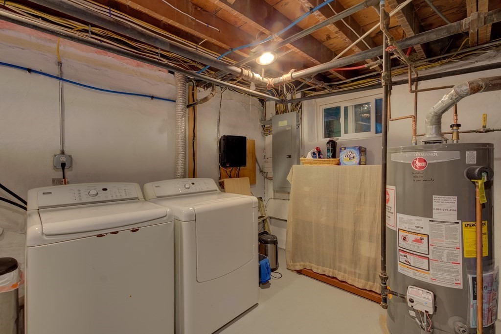 31 Roosevelt Road Newton, MA 02459 - Photo 25 of 39
