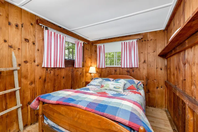 $2,300,000 | 19 Gov Wentworth Highway, Tuftonboro, NH 03894