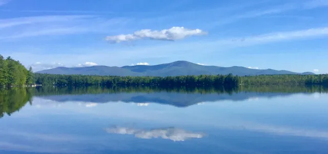 $2,300,000 | 19 Gov Wentworth Highway, Tuftonboro, NH 03894