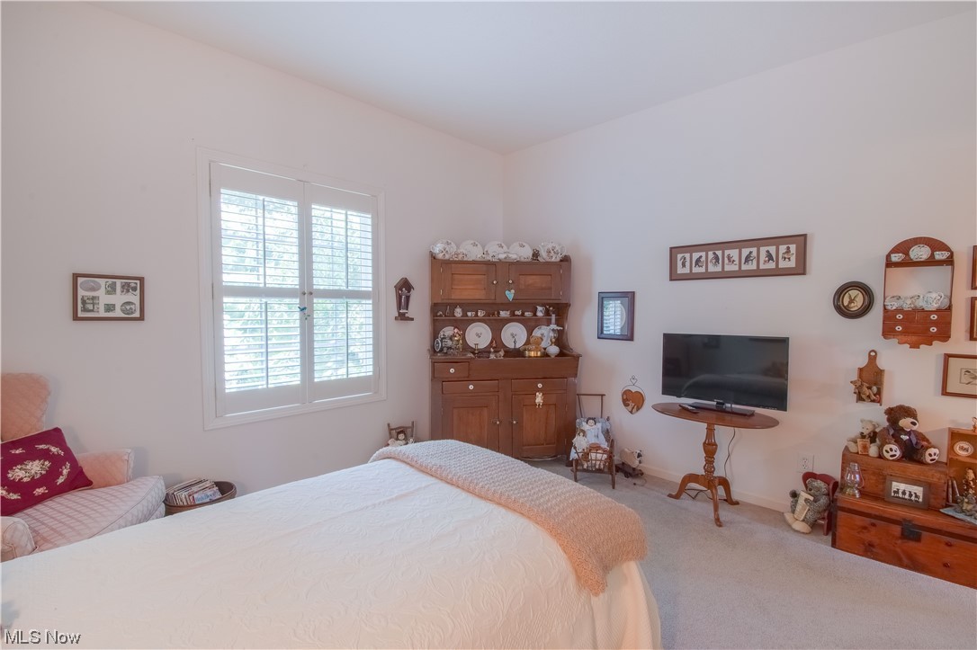 1150 Spring Ridge Circle Alliance, OH 44601 - Photo 25 of 27 Bedroom 3 of 3.