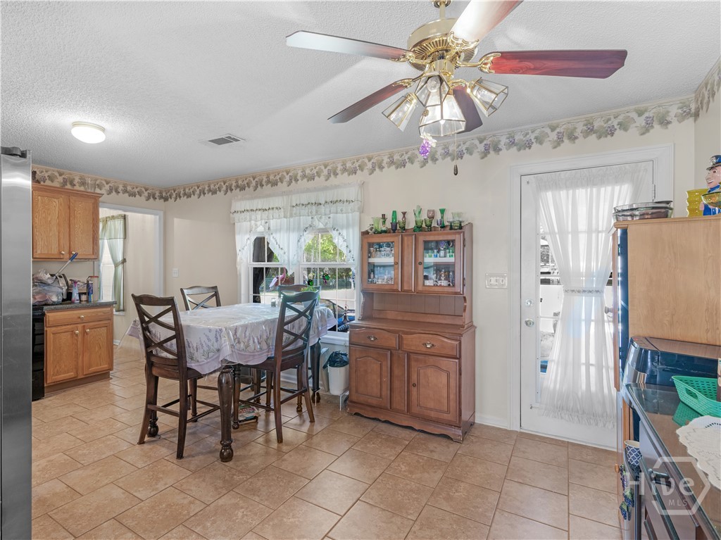502 Veal Road Covington, GA 30016 - Photo 7 of 30