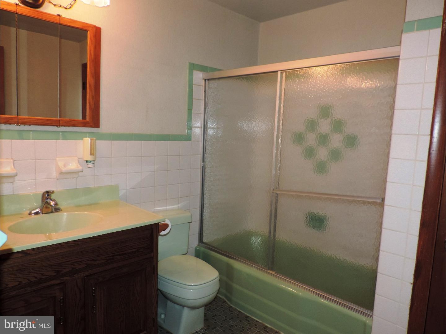 4714 Yates Road Bensalem, PA 19020 - Photo 21 of 23 Gallery Image 21