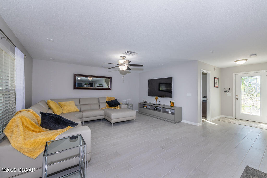 21 Pergola Place Ormond Beach, FL 32174 - Photo 9 of 38 21PergolaPlaceOrmondBeach-11