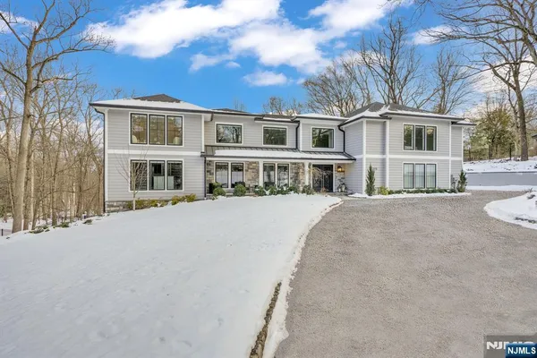 $2,950,000 | 315 Freemans Lane, Franklin Lakes, NJ 07417