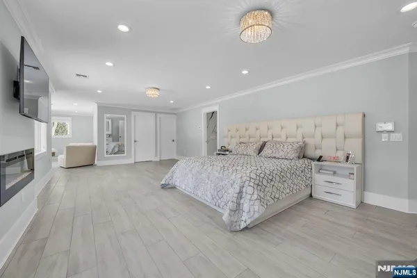 $2,950,000 | 315 Freemans Lane, Franklin Lakes, NJ 07417