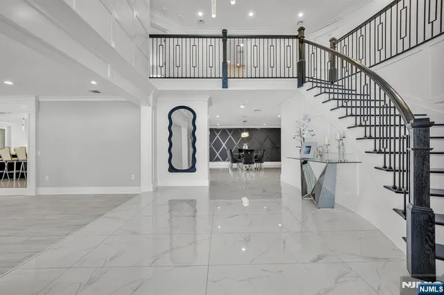 a view of entryway and hall