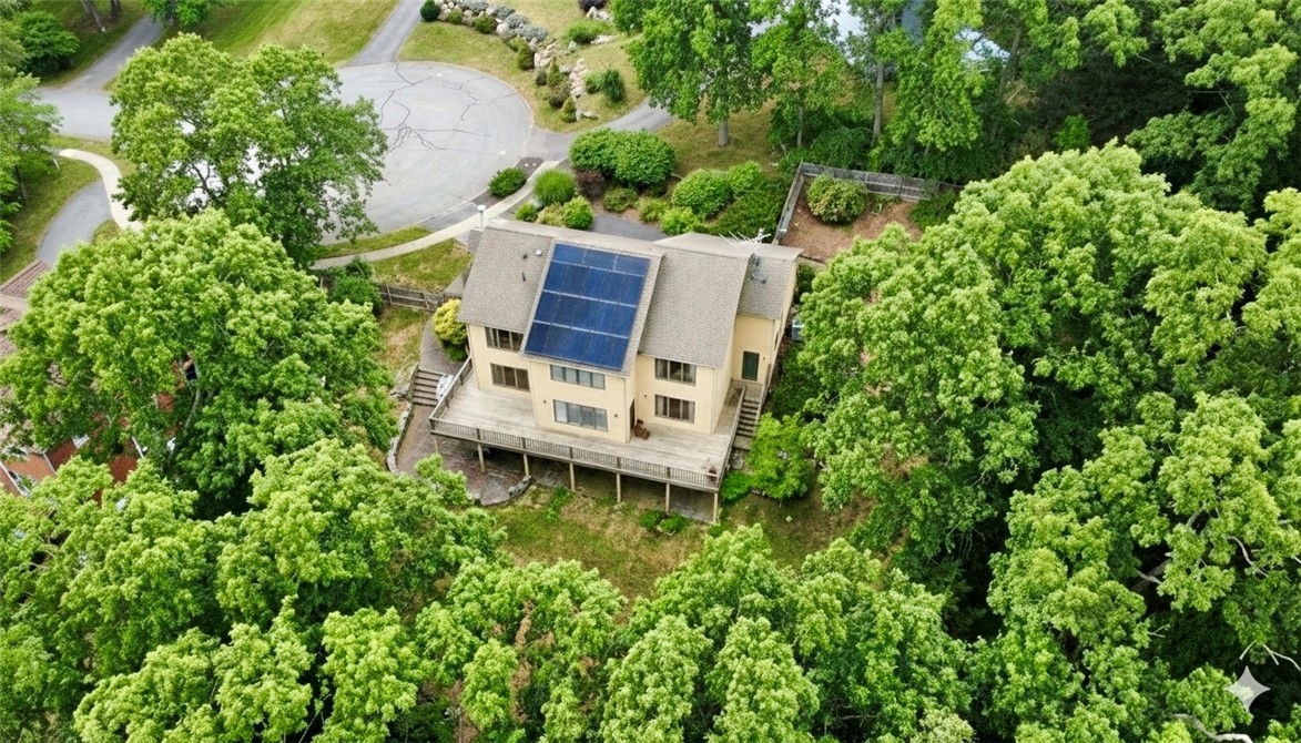 221 Kings Ridge Road South Kingstown, RI 02879 - Photo 1 of 21 Gallery Image 1
