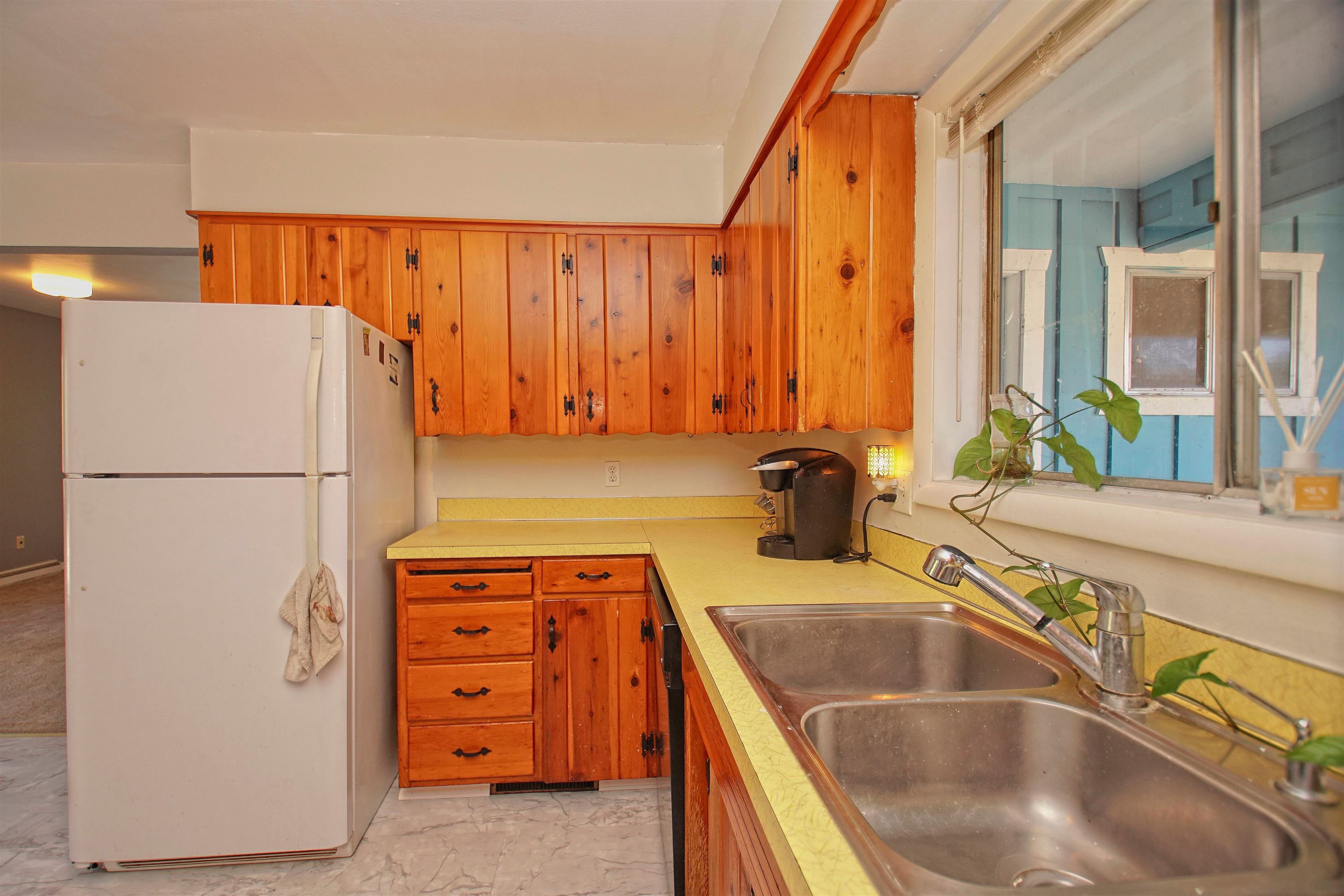 3413 Bardick Road Anderson, CA 96007 - Photo 6 of 25 Gallery Image 6
