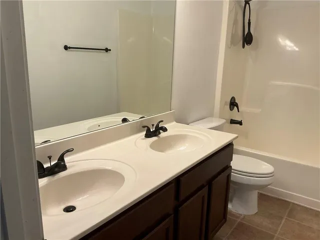 $2,400 | 1205 Pebble Rock Road, Hampton, GA 30228