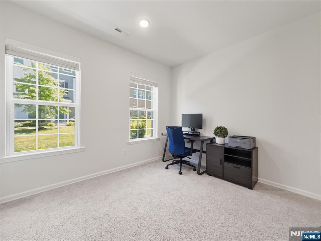 85 Truman Drive Wood-Ridge, NJ 07075 - Photo 8 of 47