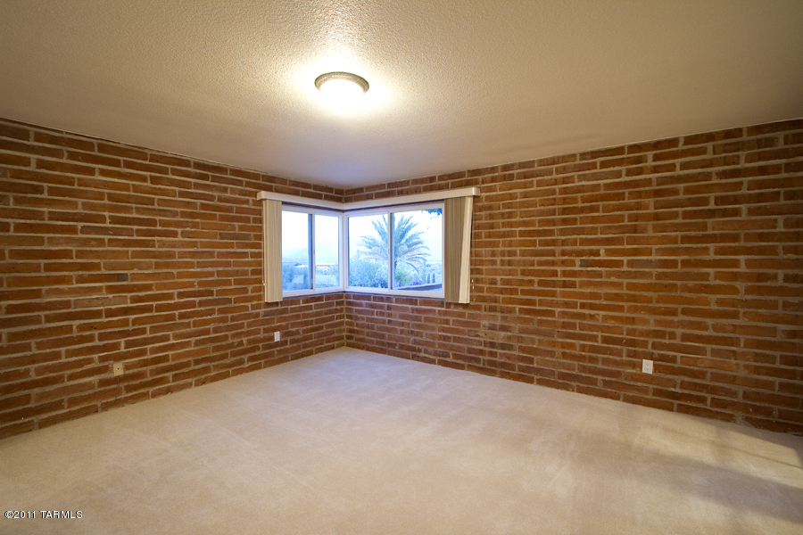 4401 West Crestview Road Tucson, AZ 85745 - Photo 14 of 21 Gallery Image 14
