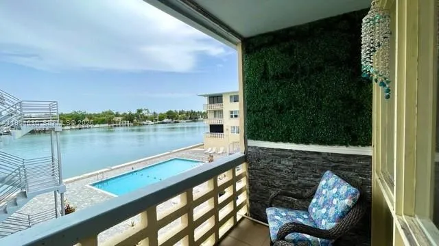 $1,899 | 6484 Indian Creek Drive, Unit 242, Miami Beach, FL 33141