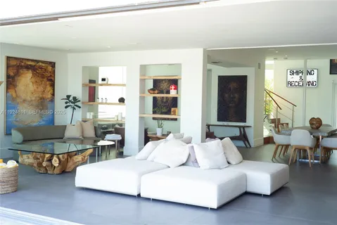 $22,500,000 | 327 East Rivo Alto Drive, Miami Beach, FL 33139