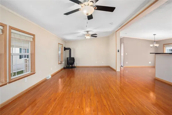$325,000 | 3 Blackbird Court, Tiverton, RI 02878
