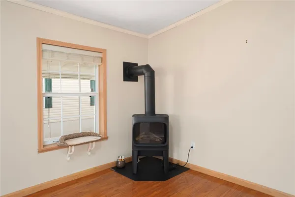 $325,000 | 3 Blackbird Court, Tiverton, RI 02878