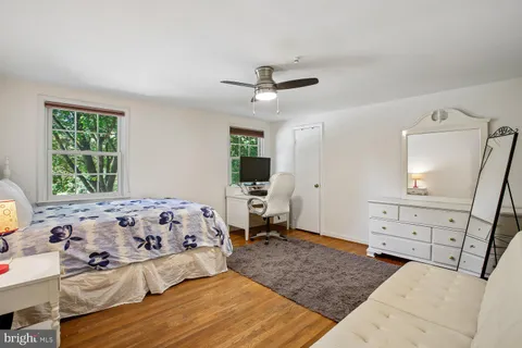 $1,250,000 | 11303 Hounds Way, North Bethesda, MD 20852