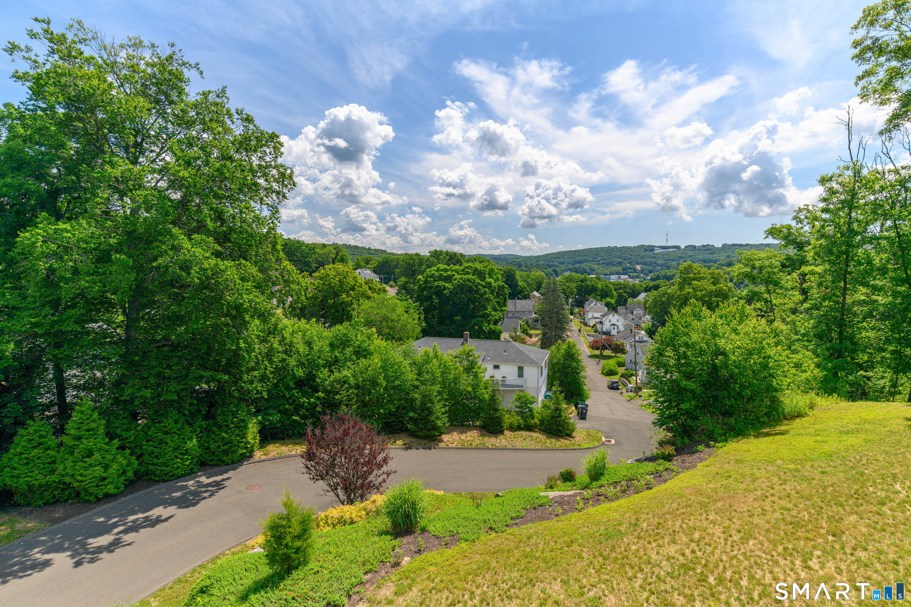 43 George Street, Unit 1 Seymour, CT 06483 - Photo 26 of 33