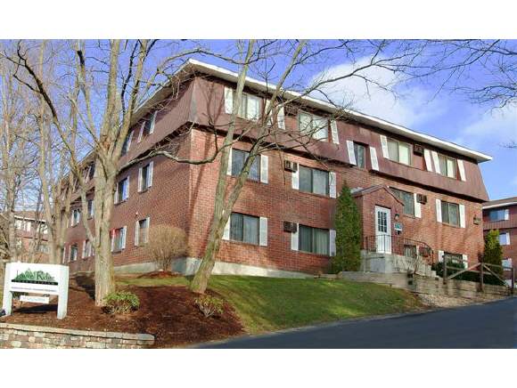 555-21 Calef Road, Unit 21 Manchester, NH 03103 - Photo 1 of 1