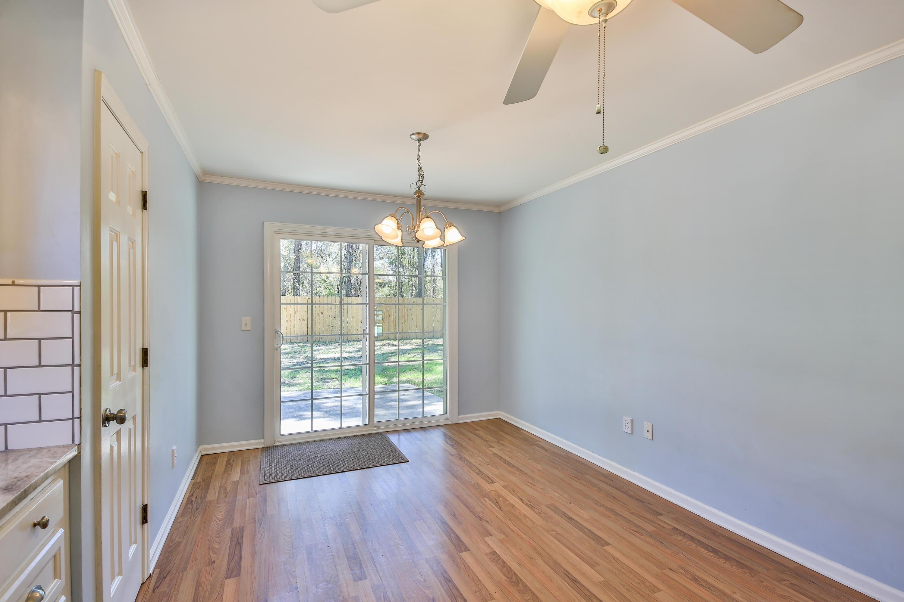 508 Castle Hall Road Mount Pleasant, SC 29464 - Photo 11 of 34 7B1A1156