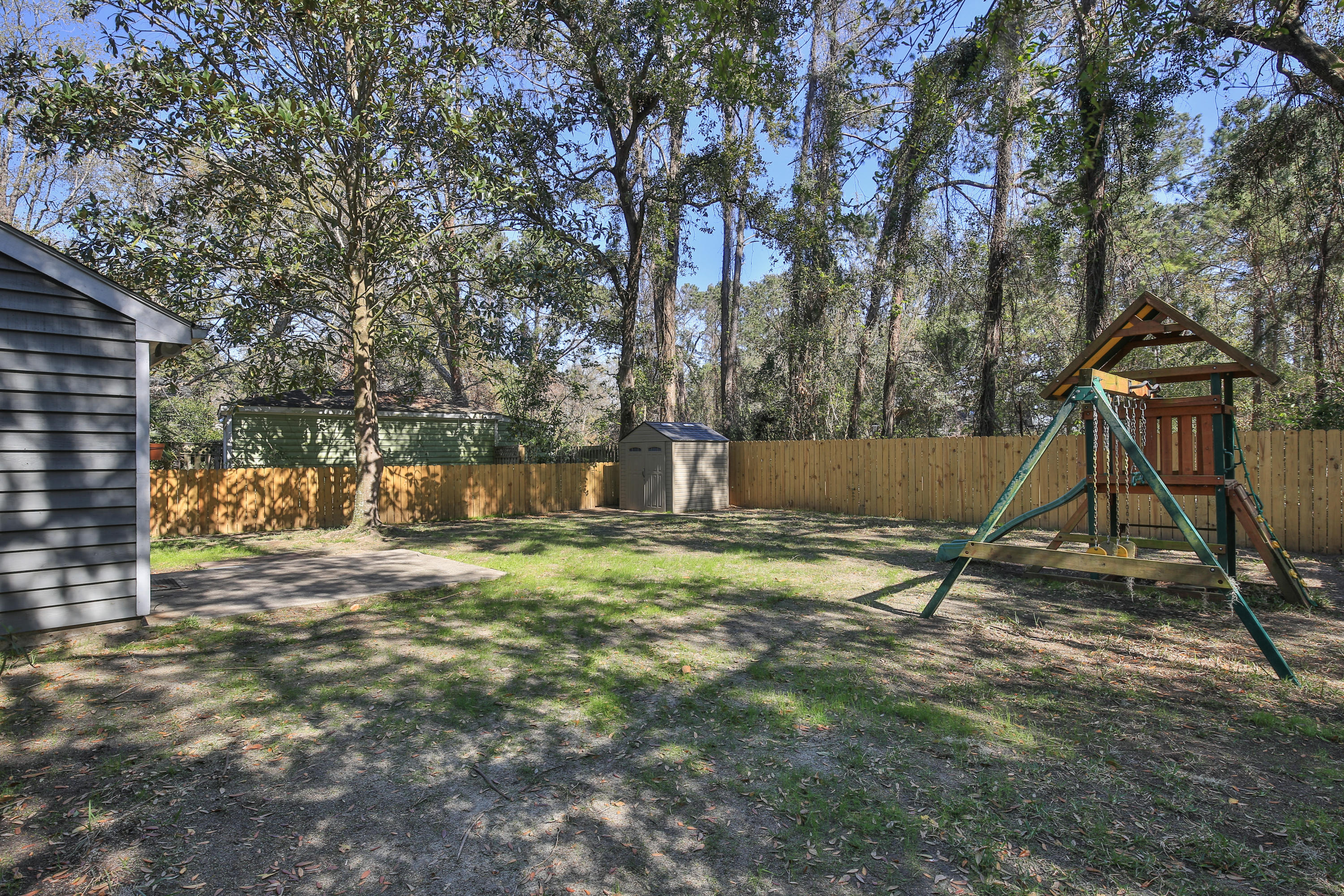 508 Castle Hall Road Mount Pleasant, SC 29464 - Photo 20 of 34 7B1A1212
