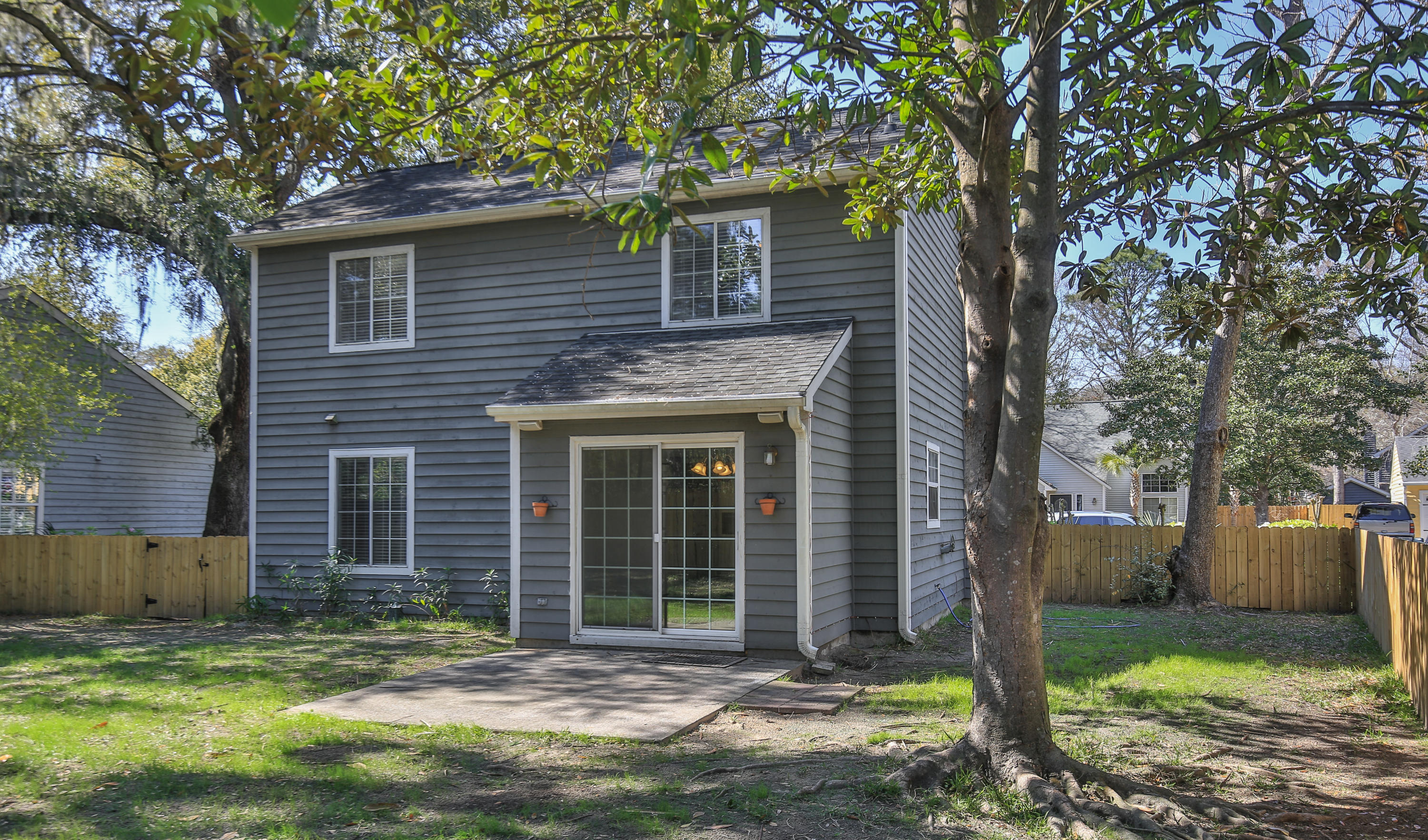 508 Castle Hall Road Mount Pleasant, SC 29464 - Photo 23 of 34 7B1A1205